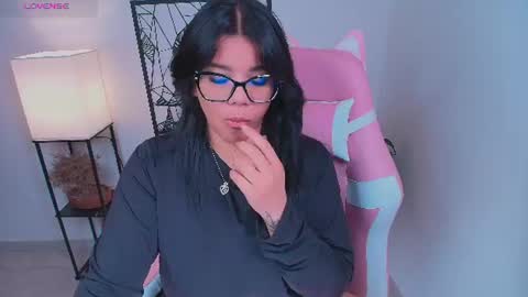 Snapshot of ashleyy18__ chatting on July 2026 09:46:02 PM Ashleyy18 online show from July 2026 09:46:02 PM