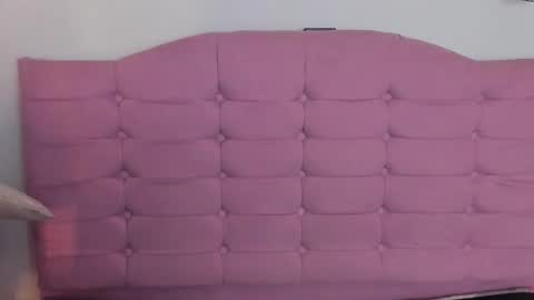 kylie online show from September 2025 01:42:02 AM