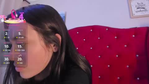 kylie online show from December 2025 04:33:01 PM