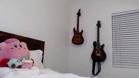 Ashley Love online show from November 2025 06:58:02 AM