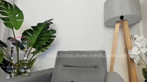 ashllovee online show from February 2025 11:46:02 PM