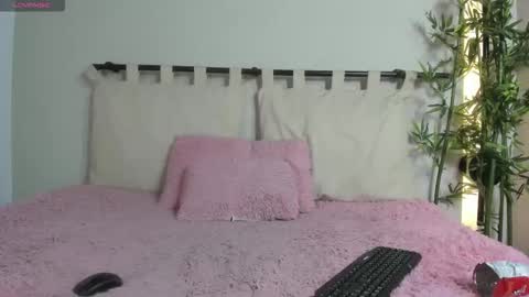 ashly_jones_ online show from September 2025 04:23:01 AM