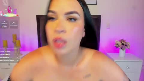Snapshot of ashlye_white chatting on April 2026 03:42:02 AM ashlye_white online show from April 2026 03:42:02 AM