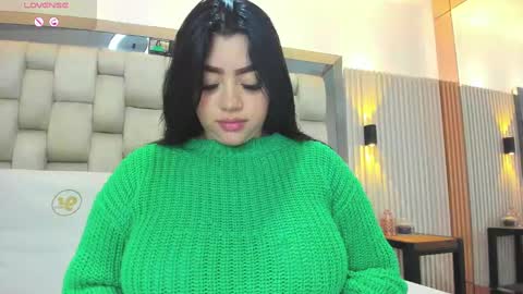 ashlyn online show from February 2025 08:18:01 PM