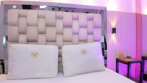 ashlyn online show from March 2025 07:58:02 PM