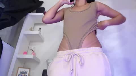  Ashly online show from September 2025 09:37:01 PM