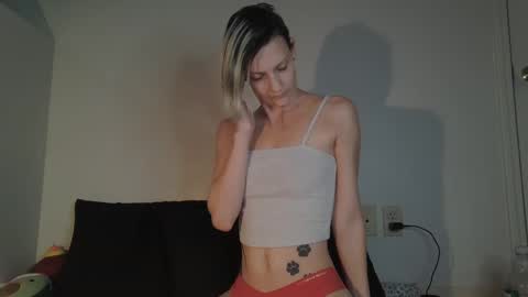 Snapshot of ashquartz chatting on December 2024 09:48:01 PM Ash online show from December 2024 09:48:01 PM