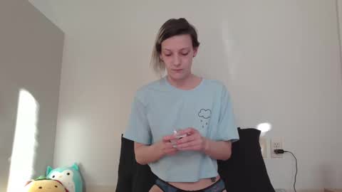 Snapshot of ashquartz chatting on March 2025 10:13:02 PM Ash online show from March 2025 10:13:02 PM