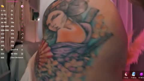 Snapshot of ashton_heidi chatting on November 2025 10:09:02 PM Your girlfriend online show from November 2025 10:09:02 PM