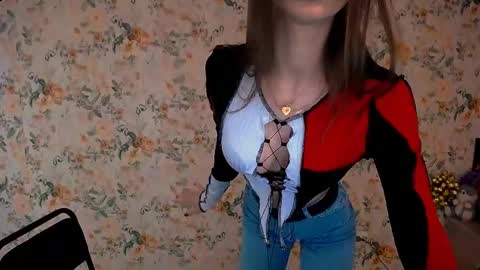 asia_n_ online show from February 2025 07:26:01 AM