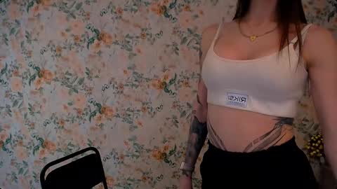 asia_n_ online show from February 2025 10:34:01 AM