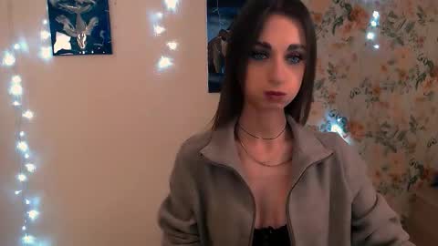 asia_n_ online show from December 2025 10:53:01 AM