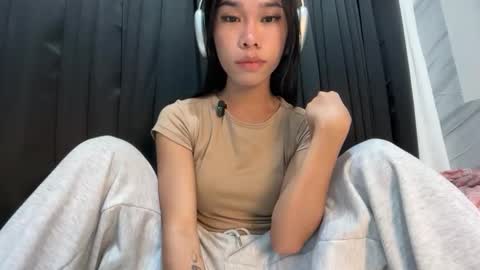 Snapshot of asian_aki chatting on March 2026 03:59:02 PM Marj online show from March 2026 03:59:02 PM