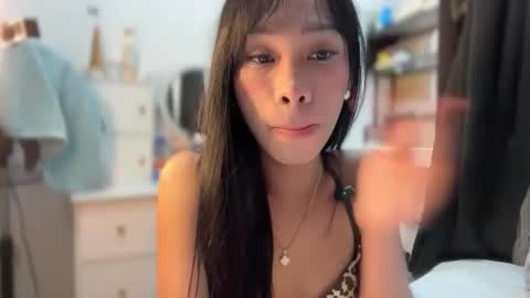 Snapshot of asian_aki chatting on April 2026 02:18:02 PM Marj online show from April 2026 02:18:02 PM