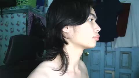 Snapshot of asian_babyboi chatting on November 2025 09:53:02 AM asian_babyboi online show from November 2025 09:53:02 AM