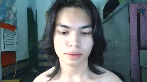 asian_babyboi online show from December 2025 08:24:02 PM