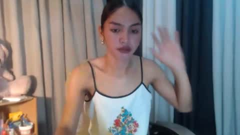 Snapshot of asian_cassy chatting on May 2026 12:27:01 AM asian_cassy online show from May 2026 12:27:01 AM