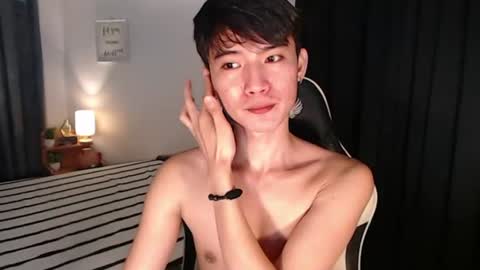 Snapshot of asian_cutiebaexx chatting on August 2026 10:24:02 PM Pat online show from August 2026 10:24:02 PM