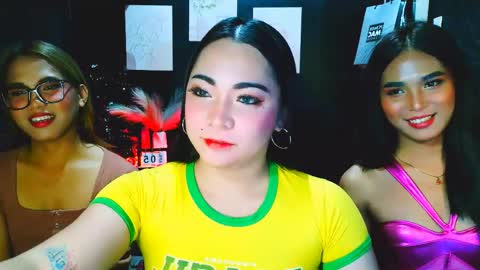 evelyn online show from April 2026 12:57:01 PM