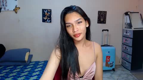 Snapshot of asian_glamm chatting on February 2025 04:32:01 PM ANITA online show from February 2025 04:32:01 PM
