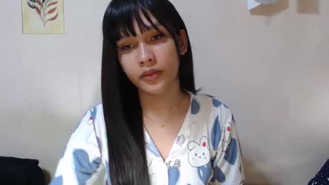 Snapshot of asian_glamm chatting on November 2025 07:43:01 PM ANITA online show from November 2025 07:43:01 PM