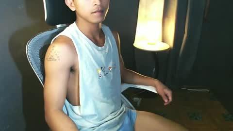 Snapshot of asian_hunk_moreno chatting on June 2026 04:39:02 PM Yuri online show from June 2026 04:39:02 PM