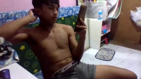 Snapshot of asian_hunk_moreno chatting on August 2026 10:10:01 AM Yuri online show from August 2026 10:10:01 AM