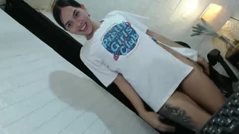 Snapshot of asian_kati chatting on October 2025 04:46:02 AM theakati online show from October 2025 04:46:02 AM