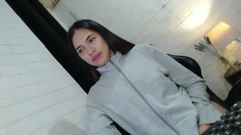 Snapshot of asian_kati chatting on October 2025 06:48:01 PM theakati online show from October 2025 06:48:01 PM