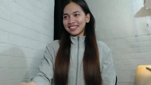 Snapshot of asian_kati chatting on November 2025 05:13:02 PM theakati online show from November 2025 05:13:02 PM