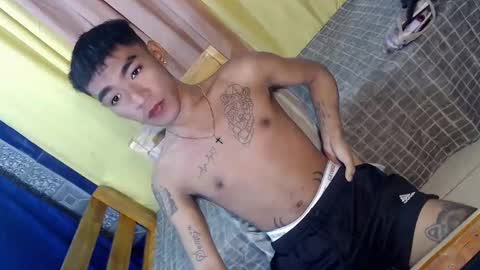 Snapshot of asian_kimxxx chatting on January 2025 10:42:01 AM don online show from January 2025 10:42:01 AM