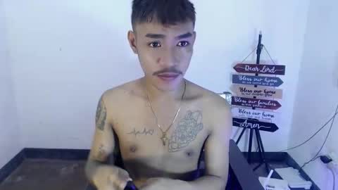 Snapshot of asian_kimxxx chatting on December 2025 10:35:02 AM don online show from December 2025 10:35:02 AM