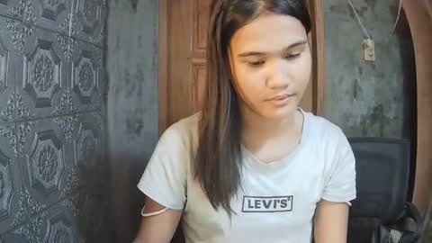 Nova Mae online show from April 2026 06:13:05 AM