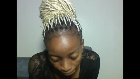 Asia online show from November 2025 10:24:01 AM