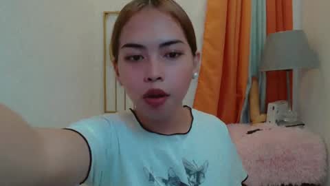 Snapshot of asian_pinay_oldlover chatting on July 2026 10:32:01 AM Angel online show from July 2026 10:32:01 AM