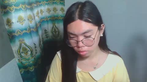 Rhean online show from February 2025 05:44:02 AM