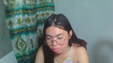 Rhean online show from March 2025 08:22:01 PM