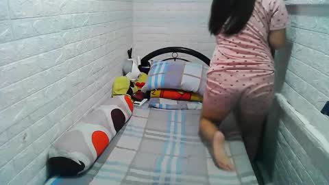 Trixie online show from September 2025 10:56:02 PM