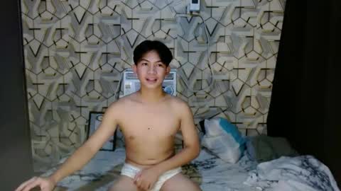 Snapshot of asian_wayne chatting on December 2024 04:16:01 PM wayne online show from December 2024 04:16:01 PM