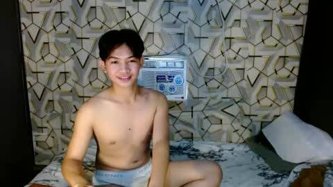 Snapshot of asian_wayne chatting on December 2024 06:54:02 AM wayne online show from December 2024 06:54:02 AM