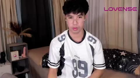 Snapshot of asiancum_peter chatting on June 2026 02:09:01 AM asiancum_peter online show from June 2026 02:09:01 AM