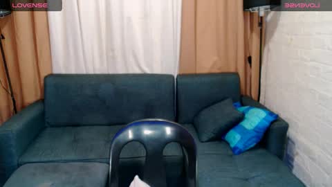 Snapshot of asianhardfucker_14 chatting on April 2026 07:04:01 AM asianhardfucker_14 online show from April 2026 07:04:01 AM