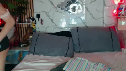 ALEAH online show from April 2026 07:38:02 AM