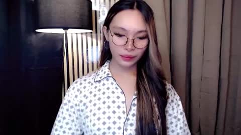 Snapshot of asianhottiesttamira chatting on October 2025 12:14:02 PM HI IM TAMIRA LOOKING FOR SERIOUS RELATIONSHIP online show from October 2025 12:14:02 PM