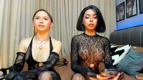 Snapshot of asianhugecockcindy chatting on December 2024 05:14:02 AM asianhugecockcindy online show from December 2024 05:14:02 AM