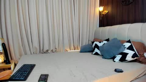 Snapshot of asianhugecockcindy chatting on January 2025 08:11:01 PM asianhugecockcindy online show from January 2025 08:11:01 PM