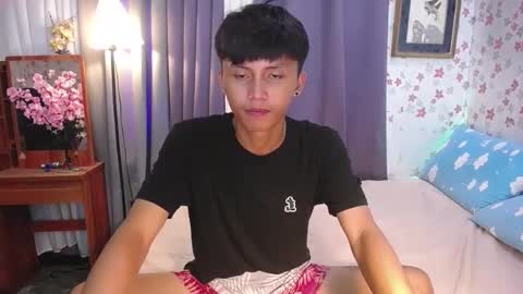 Snapshot of asiansmokeyxx chatting on January 2025 09:13:02 AM prince online show from January 2025 09:13:02 AM