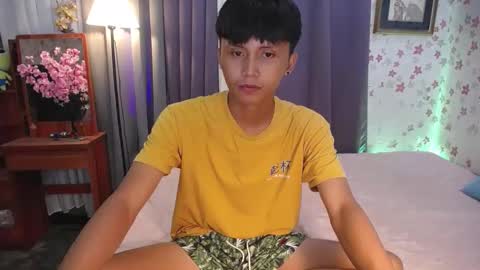 Snapshot of asiansmokeyxx chatting on January 2025 02:58:01 PM prince online show from January 2025 02:58:01 PM