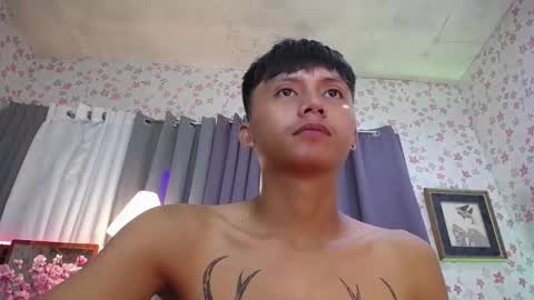 Snapshot of asiansmokeyxx chatting on February 2025 07:51:01 PM prince online show from February 2025 07:51:01 PM