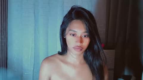 kisses online show from May 2026 02:12:01 PM